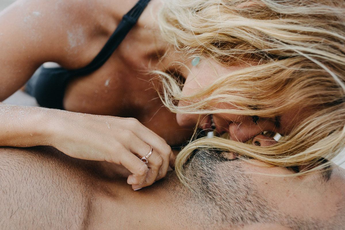 engagement photographer cala d or Photographer Cala dOr | Intimate couple photo shoot in Mallorca