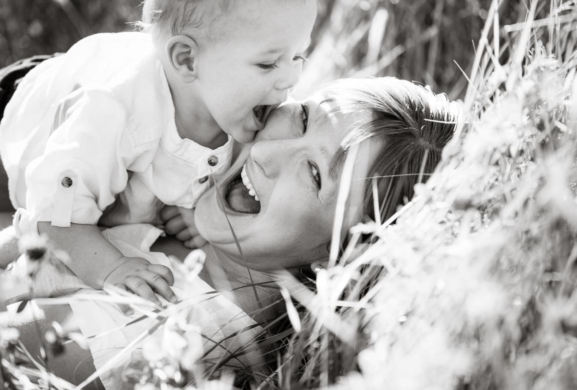 best photographer in chile: mother and child enjoying nature in b&w